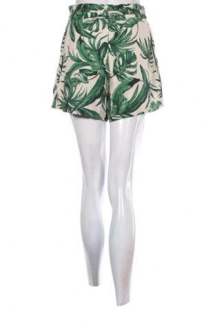 Dámské kraťasy  H&M, Velikost S, Barva Vícebarevné, Cena  179,00 Kč