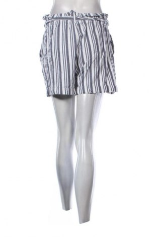 Damskie szorty LC Waikiki, Rozmiar M, Kolor Kolorowy, Cena 22,99 zł