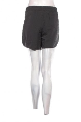 Дамски къс панталон Lascana, Размер XL, Цвят Черен, Цена 8,18 €