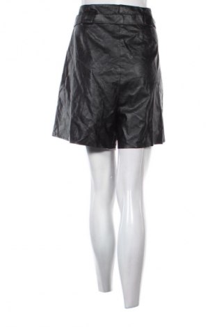 Dámské kraťasy  Lipsy, Velikost XL, Barva Černá, Cena  526,00 Kč