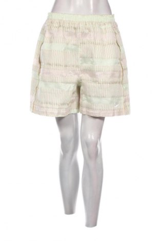 Dámske kraťasy  Nike, Veľkosť L, Farba Viacfarebná, Cena  18,95 €