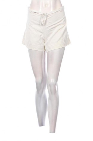 Γυναικείο κοντό παντελόνι PUMA, Μέγεθος M, Χρώμα Λευκό, Τιμή 1,99 €