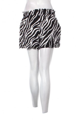 Női rövidnadrág Sinsay, Méret M, Szín Sokszínű, Ár 1 229 Ft