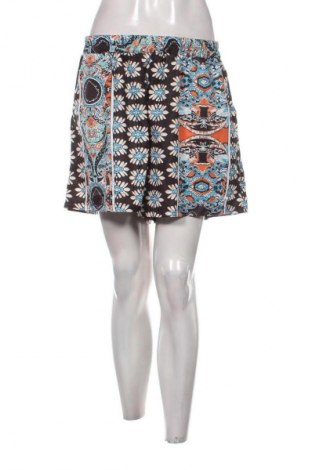 Női rövidnadrág Unbranded, Méret XL, Szín Sokszínű, Ár 1 069 Ft