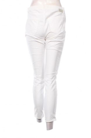 Női nadrág Brax, Méret M, Szín Fehér, Ár 2 599 Ft