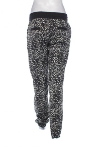 Damenhose Clockhouse, Größe S, Farbe Mehrfarbig, Preis 4,99 €