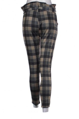Γυναικείο παντελόνι Unbranded, Μέγεθος M, Χρώμα Πολύχρωμο, Τιμή 4,99 €