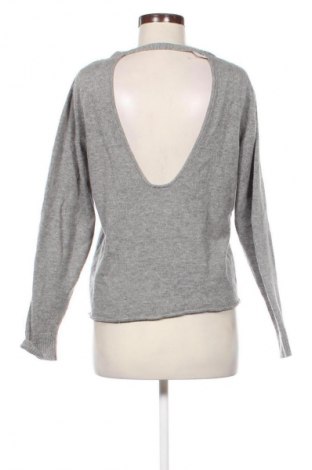 Dámský svetr Unbranded, Velikost M, Barva Šedá, Cena  259,00 Kč