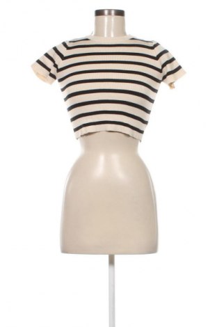 Damenpullover Unbranded, Größe M, Farbe Mehrfarbig, Preis 3,99 €