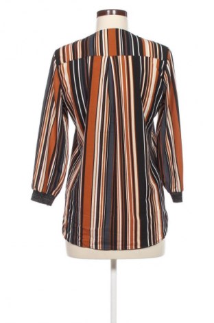 Damski sportowy top Unbranded, Rozmiar S, Kolor Kolorowy, Cena 6,99 zł