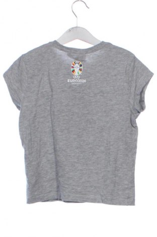 Детска тениска Uefa, Размер 4-5y/ 110-116 см, Цвят Сив, Цена 2,04 €