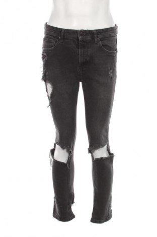 Мъжки дънки Bershka, Размер M, Цвят Черен, Цена 4,60 €
