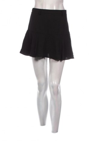 Пола - панталон Stradivarius, Размер S, Цвят Черен, Цена 4,60 €