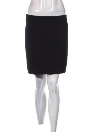 Пола C&A, Размер M, Цвят Черен, Цена 4,60 €