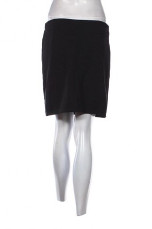 Пола C&A, Размер M, Цвят Черен, Цена 4,60 €