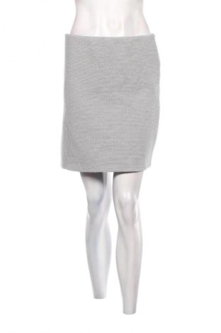 Пола Cubus, Размер L, Цвят Сив, Цена 2,04 €