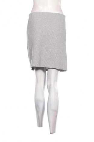 Пола Cubus, Размер L, Цвят Сив, Цена 2,04 €