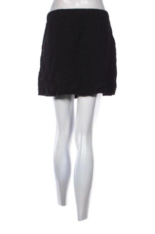 Пола Envii, Размер M, Цвят Черен, Цена 2,55 €