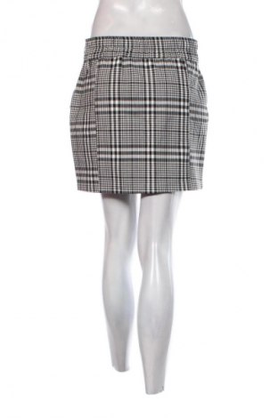 Пола Fb Sister, Размер M, Цвят Многоцветен, Цена 2,04 €