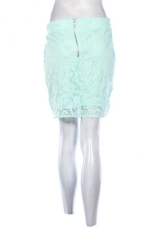 Пола Gina Tricot, Размер M, Цвят Зелен, Цена 2,04 €