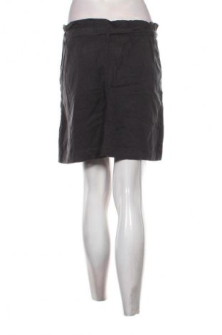 Пола H&M L.O.G.G., Размер S, Цвят Сив, Цена 2,04 €