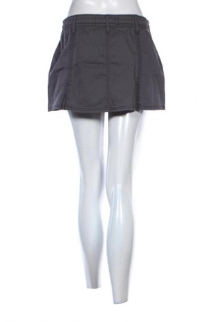 Пола Hollister, Размер M, Цвят Сив, Цена 16,87 €