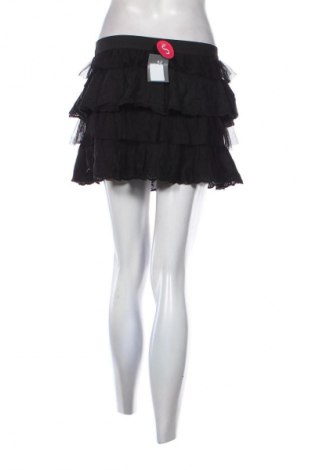 Пола IKKS, Размер S, Цвят Черен, Цена 2,55 €