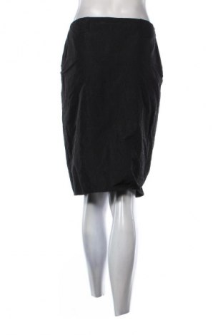 Пола Minus, Размер M, Цвят Черен, Цена 4,09 €