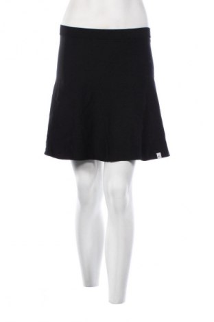 Пола Nik & Nik, Размер M, Цвят Черен, Цена 2,04 €