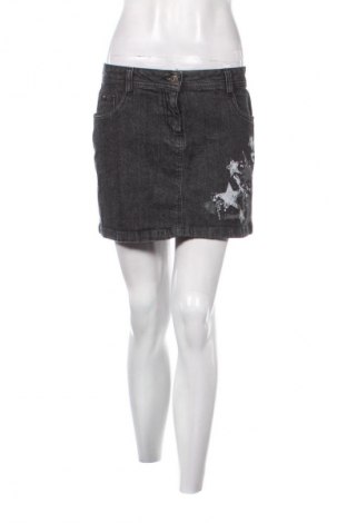 Пола Petrolio, Размер M, Цвят Сив, Цена 2,04 €