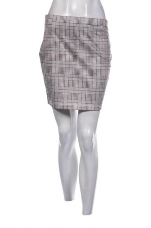 Пола SHEIN, Размер M, Цвят Многоцветен, Цена 3,57 €