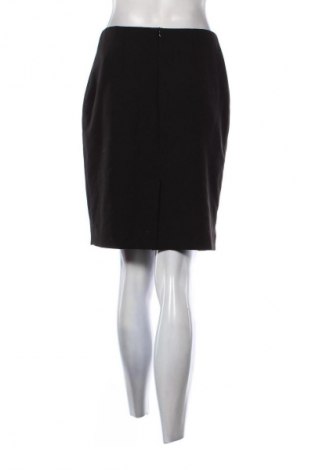 Пола Tatuum, Размер S, Цвят Черен, Цена 4,60 €