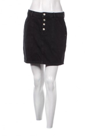 Spódnica Trendyol, Rozmiar M, Kolor Czarny, Cena 27,99 zł