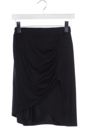 Пола Unbranded, Размер XS, Цвят Черен, Цена 3,57 €