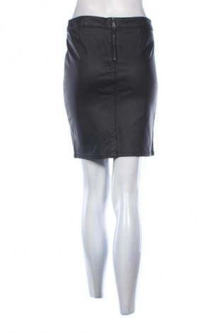 Φούστα VILA, Μέγεθος M, Χρώμα Μαύρο, Τιμή 4,99 €