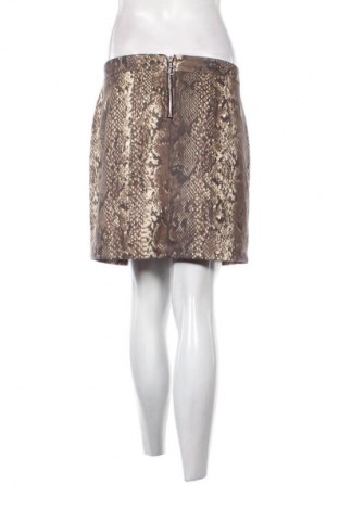 Пола Vero Moda, Размер XL, Цвят Многоцветен, Цена 7,66 €