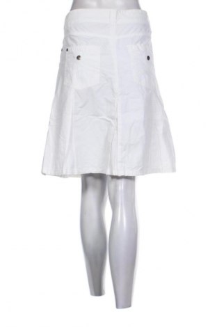 Fustă Yessica, Mărime M, Culoare Alb, Preț 28,99 Lei