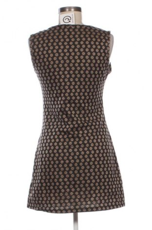 Kleid Apricot, Größe M, Farbe Mehrfarbig, Preis 12,99 €