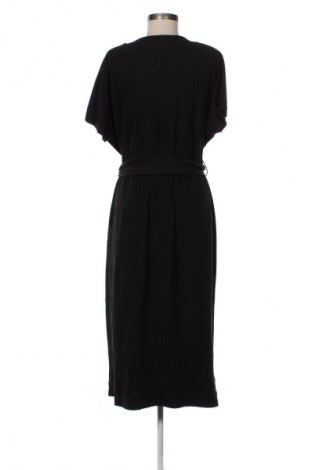 Sukienka Bershka, Rozmiar M, Kolor Czarny, Cena 28,99 zł