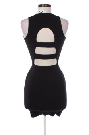 Sukienka Bershka, Rozmiar S, Kolor Czarny, Cena 22,99 zł