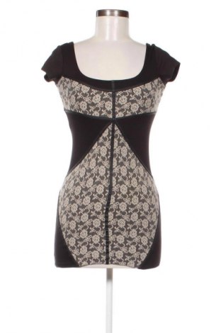 Kleid Bershka, Größe S, Farbe Schwarz, Preis € 5,99