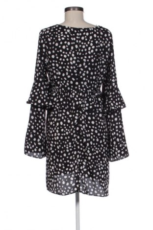 Рокля Boohoo, Размер M, Цвят Многоцветен, Цена 8,70 €
