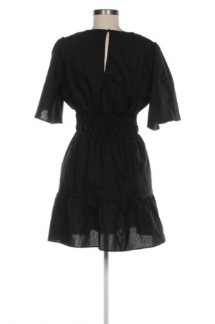 Ruha Bwldr, Méret M, Szín Fekete, Ár 10 279 Ft