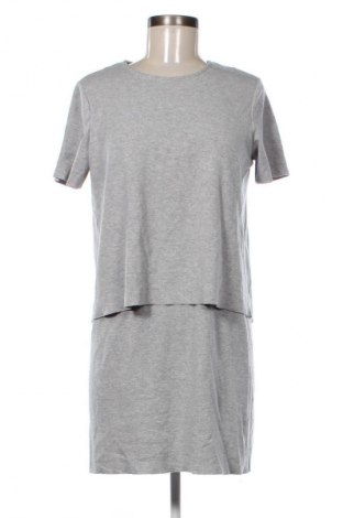 Рокля COS, Размер M, Цвят Сив, Цена 23,51 €
