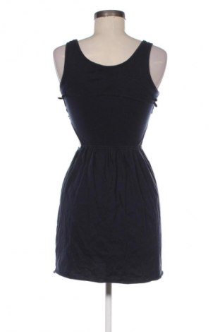 Sukienka Clockhouse, Rozmiar S, Kolor Niebieski, Cena 24,90 zł