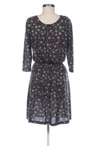 Ruha Cubus, Méret M, Szín Sokszínű, Ár 1 529 Ft