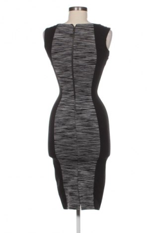 Šaty  H&M, Velikost XS, Barva Vícebarevné, Cena  367,00 Kč