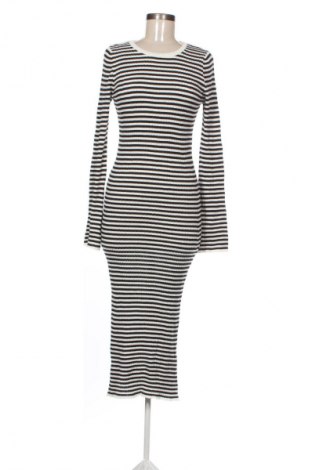 Šaty  H&M Divided, Velikost S, Barva Vícebarevné, Cena  109,00 Kč