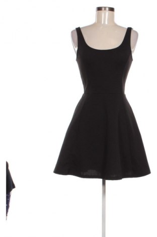 Rochie H&M Divided, Mărime M, Culoare Negru, Preț 58,00 Lei