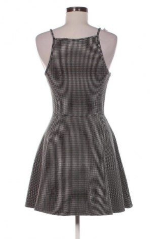 Kleid H&M Divided, Größe M, Farbe Mehrfarbig, Preis € 4,99